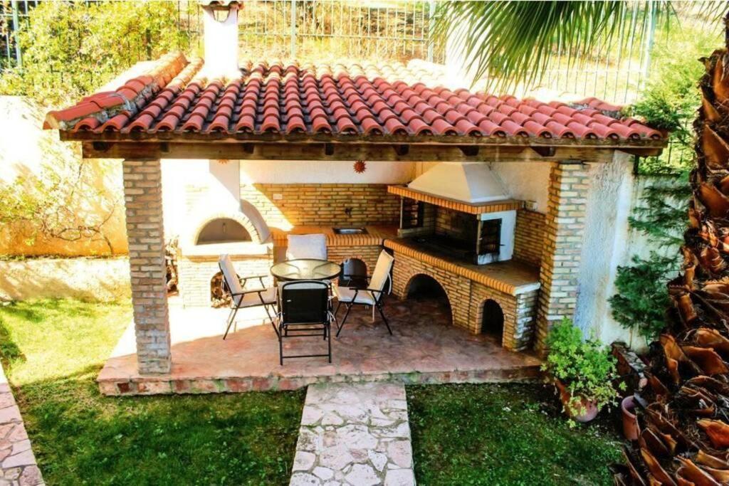 Platanos Estate Villa Akrata Bagian luar foto